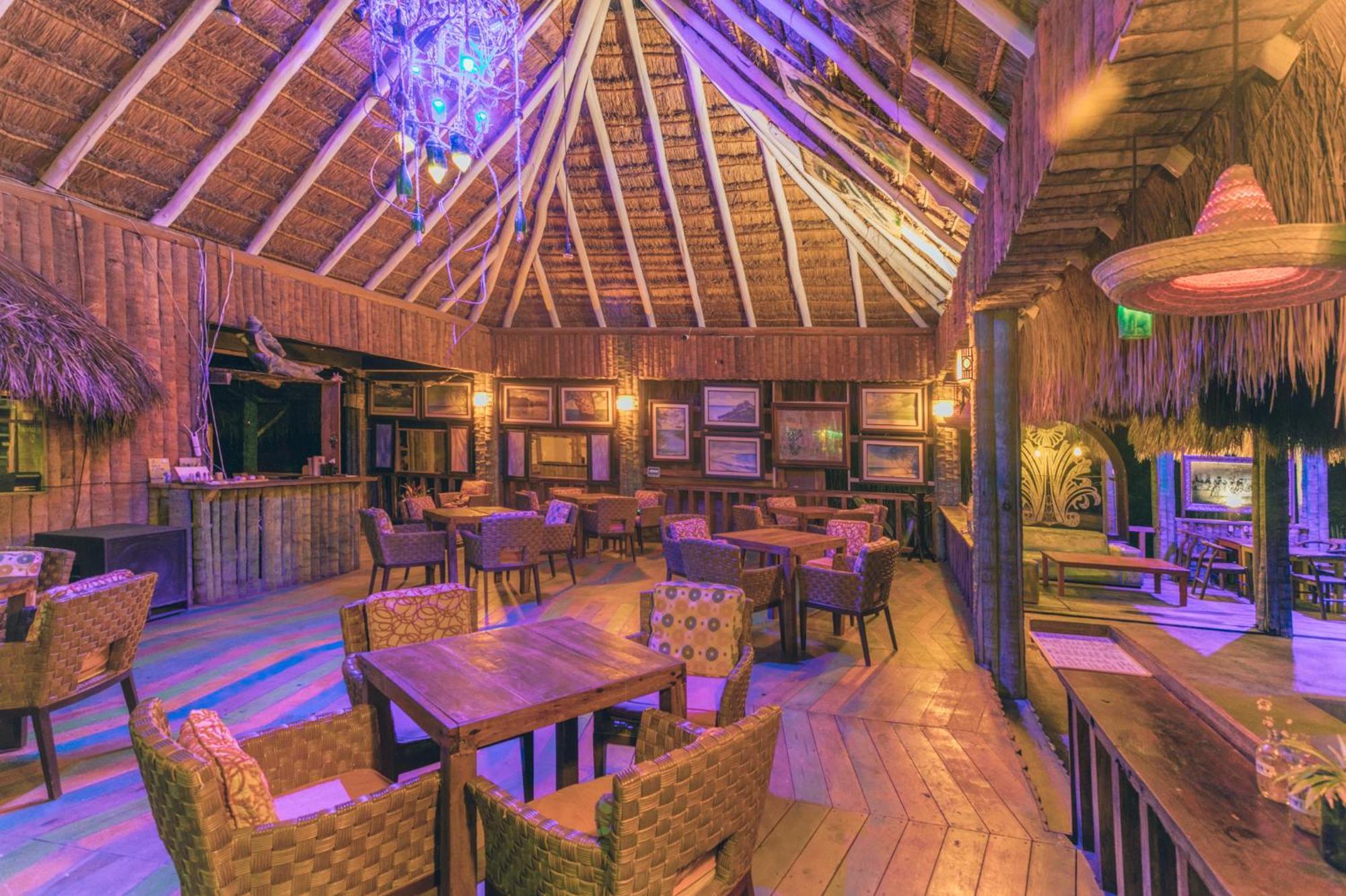 Embajada Universal By La Eufemia Group Huay Pix Extérieur photo