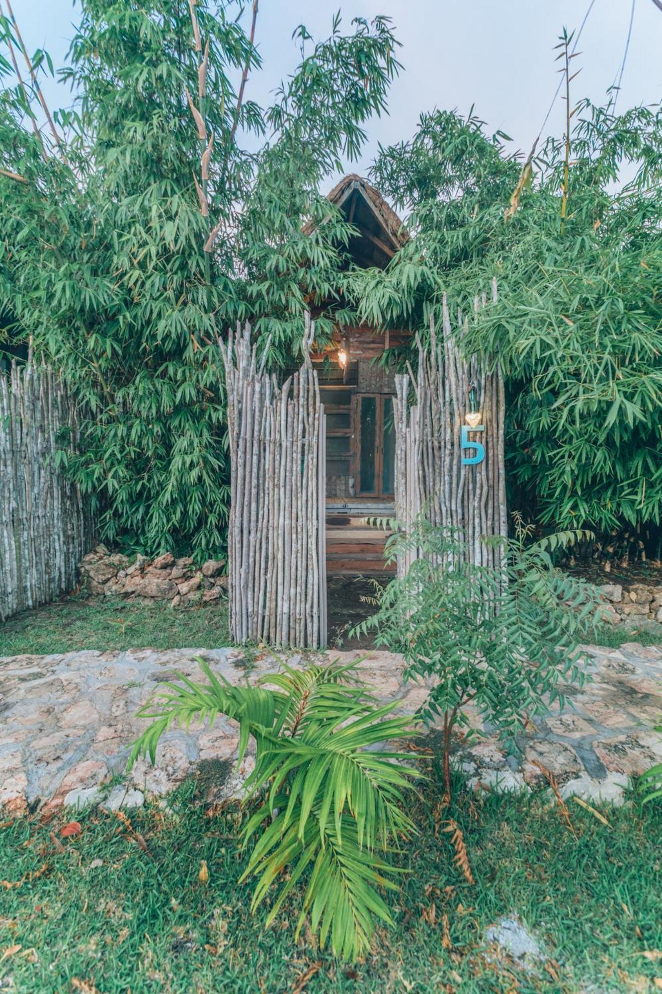 Embajada Universal By La Eufemia Group Huay Pix Extérieur photo