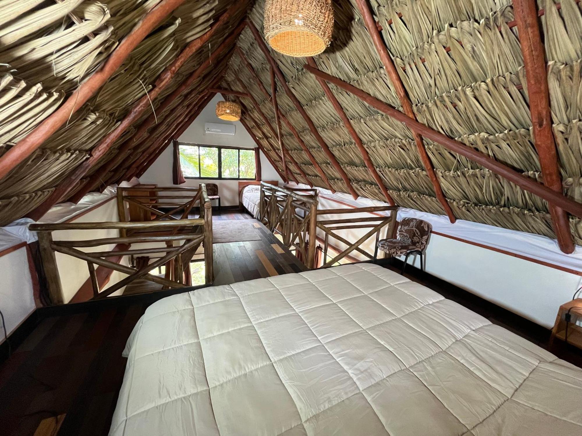 Embajada Universal By La Eufemia Group Huay Pix Extérieur photo
